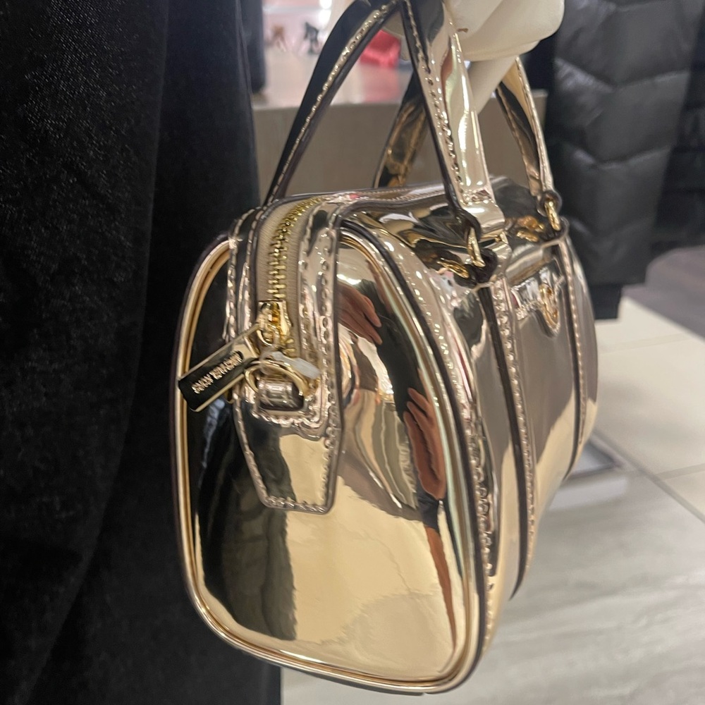MICHAEL KORS Jet Set Small Metallic Convertible Crossbody Duffle Xbody Bag 
Pale - Picture 7 of 16